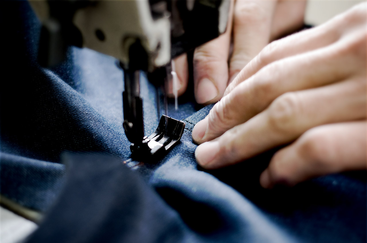 Руки шьют. Custom tailoring & alterations. Repairs & alterations.